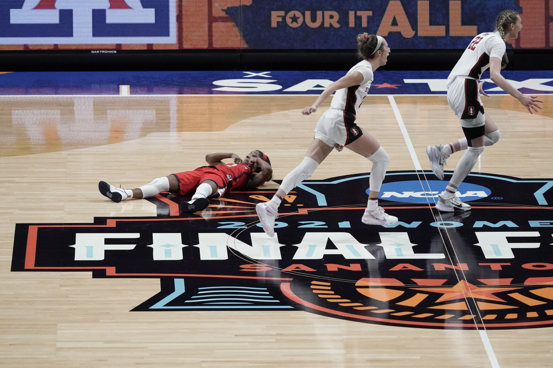 APTOPIX NCAA Final Four Arizona Stanford Basketball